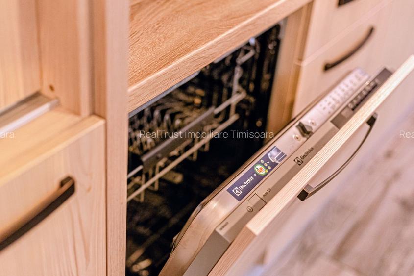 OCAZIE: Apartament cu 2 camere, LUX, la cheie! - 10