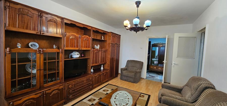Vand apartament de 2 camere, circular(decomandat)cf 1,situat pe str.Rahovei