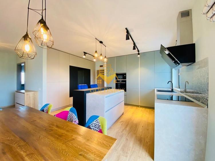 Penthouse, 3 camere, 2 bai, 2 parcari, Europa Zona Leroy Merlyn,Toyota