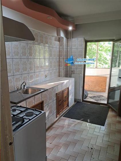 Vanzare ap cu 3 camere cf 1 dec . TRIVALE .