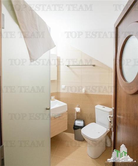 Vila de lux cu potential turistic - 15 camere - Tohanul Nou, Bran