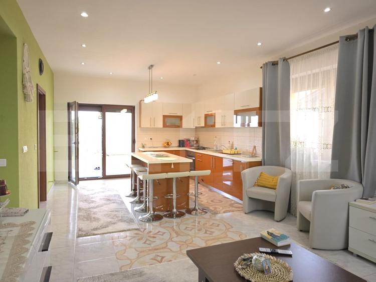 Casa 3 camere, 120 mp, 500 mp teren. Dorolt. Cartier Davilas