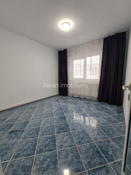 Vanzare apt 3 camere transformat in 2 camere, in Galati, Micro 39A, centrala - 7
