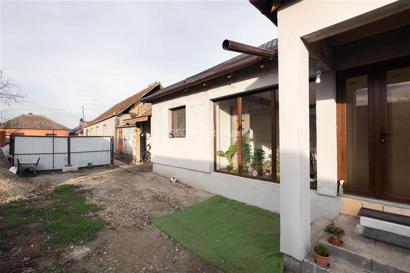 RECO, Doua case, una noua iar cealaltă renovată complet, Zona Tarcea, - 28