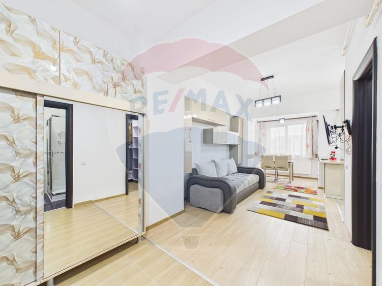 Studio 37 mp | Parcare subterană | Centrală proprie - Piata Alba Iulia
