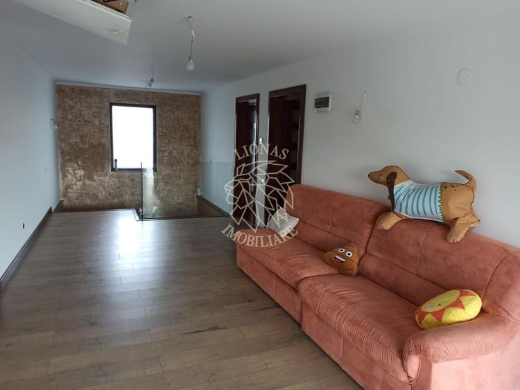 Casa 6 camere 220 mp-teren 1200 mp-curte amenajata-garaj-La Soare
