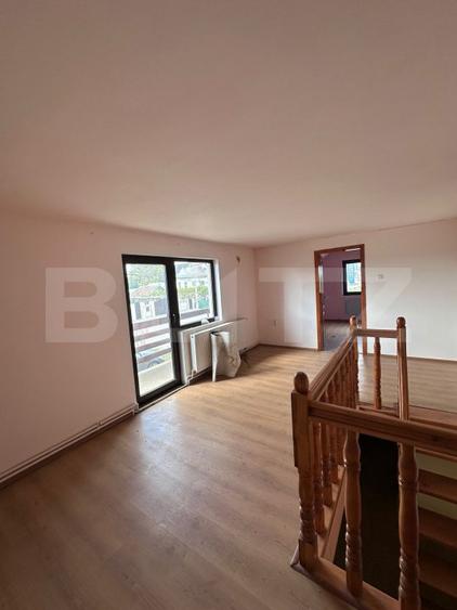 Casa individuala, zona centrala, 200mp, teren 1200 mp, Radauti