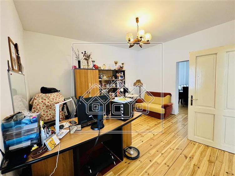 Casa in Lazaret, 900 mp teren, 663 mp gradina, pivnita si pod - 6