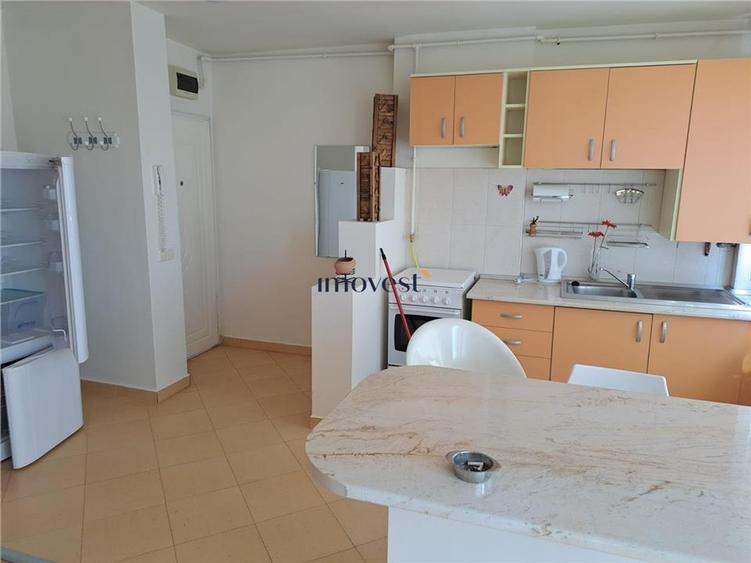 De inchiriat: Apartament cu 2 camere in zona Centrala