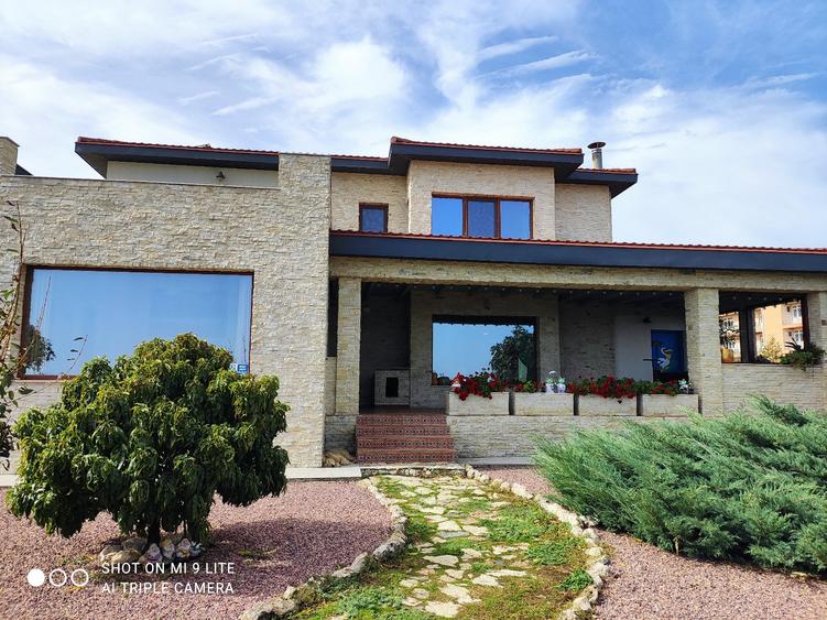 Proprietate Unicat în Costinești-Vila ta Mediteraneană la Marea Neagră