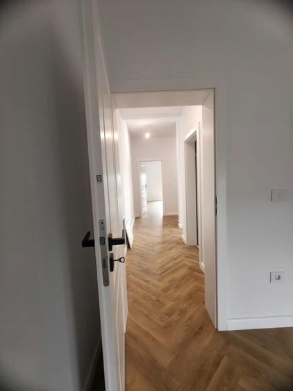 Casa tip duplex- de vanzare la cheie