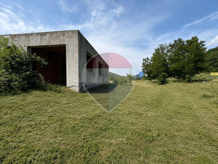 Constructie si Teren 10.000 mp | DN 13 - Hanul Bogatii-Maierus