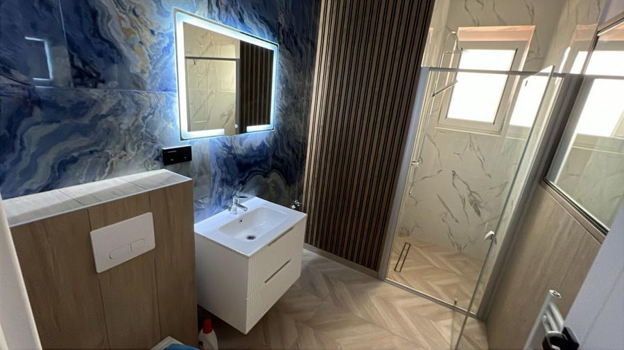 Penthouse de lux | 83 mp utili + terasă 117 mp | Etaj 3 cu lift | Zonă premium