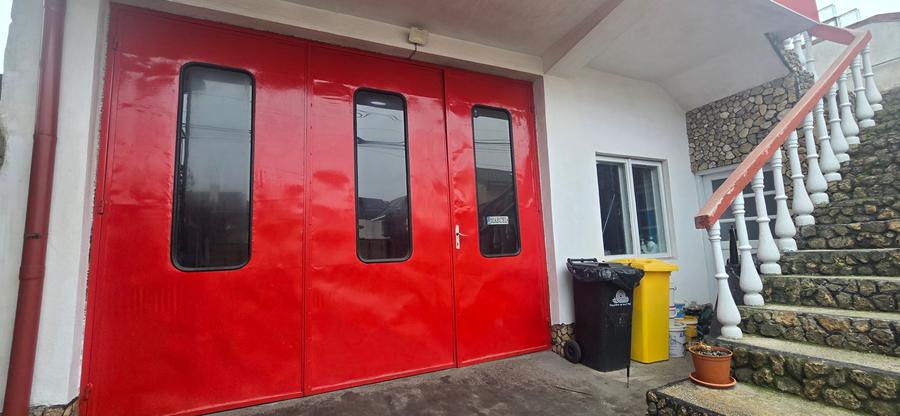 Casa p+2 cu spațiu comericial
