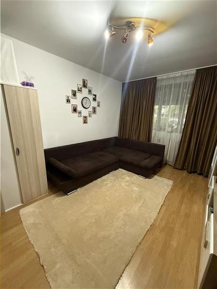 Apartament 2 Camere si 2 Bai, Decomandat, Zona Cet