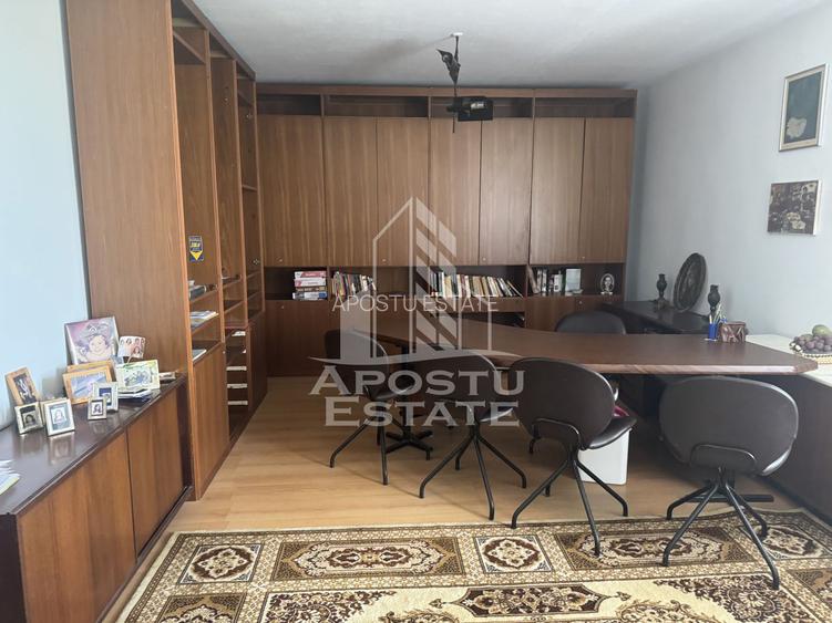 Casă unifamilială în Ghiroda cu teren generos 1752 mp