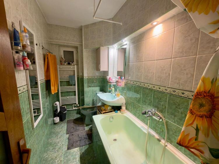 Apartament 3 camere Pacurari