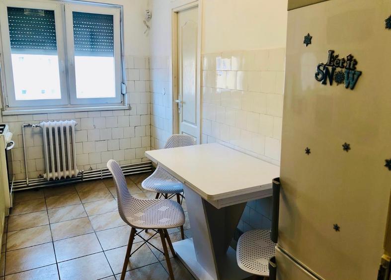 Vand apartament 4 camere/Marasti