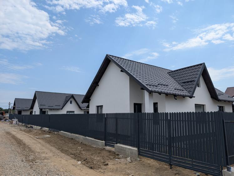 Casa 2025 Lilieci Rozelor (Apa, Canalizare, Gaz) terasa + beci