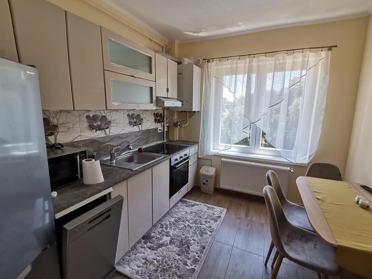Apartament 3 camere,recent renovat, zona Turnisor
