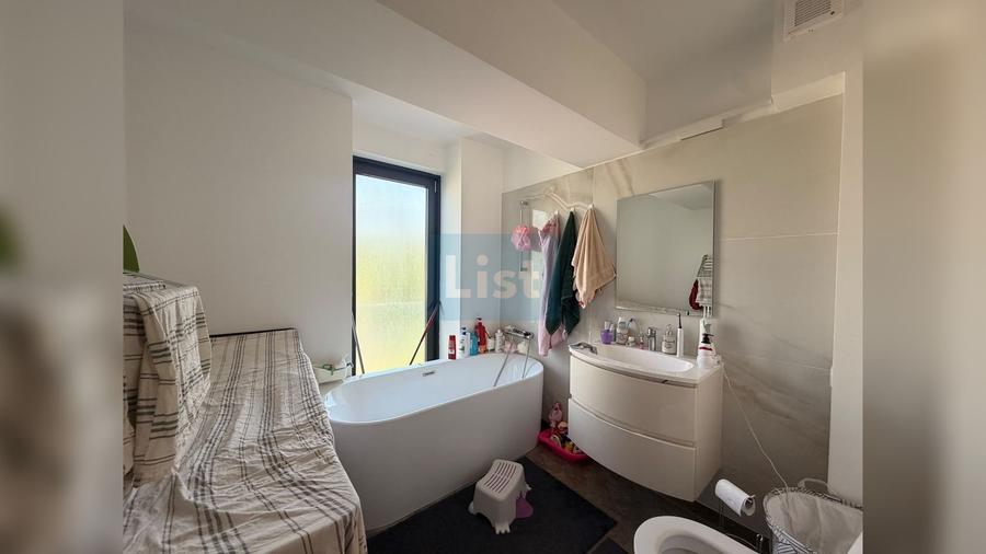 Apartament 3 camere, 123 mp, loc de parcare, bloc nou – Centru Galați