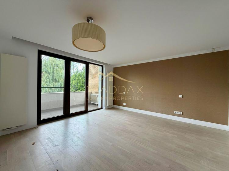 Vila cu 9 camere *900 teren* & piscina privata // Pipera