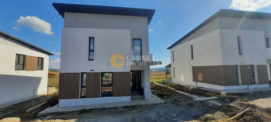 🏡 VILĂ DEOSEBITĂ MIROSLAVA - 190.000 Euro + TVA