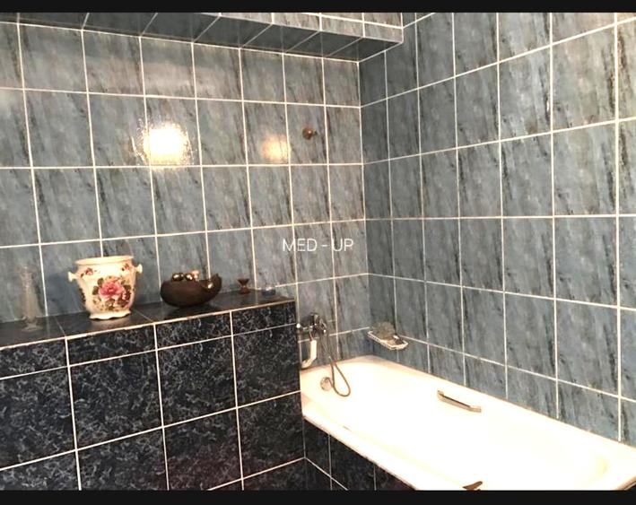 Stefan cel Mare- 5 camere mobilat si utilat, imobil 1997, 3 locuri parcare
