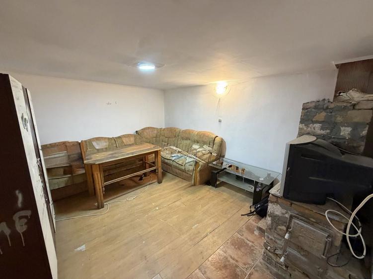 De vânzare casa Zona Pisc