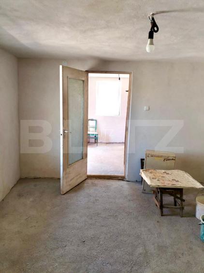„Casă accesibilă în Aiud – 2 camere, zonă liniștită, potențial mare” - 4