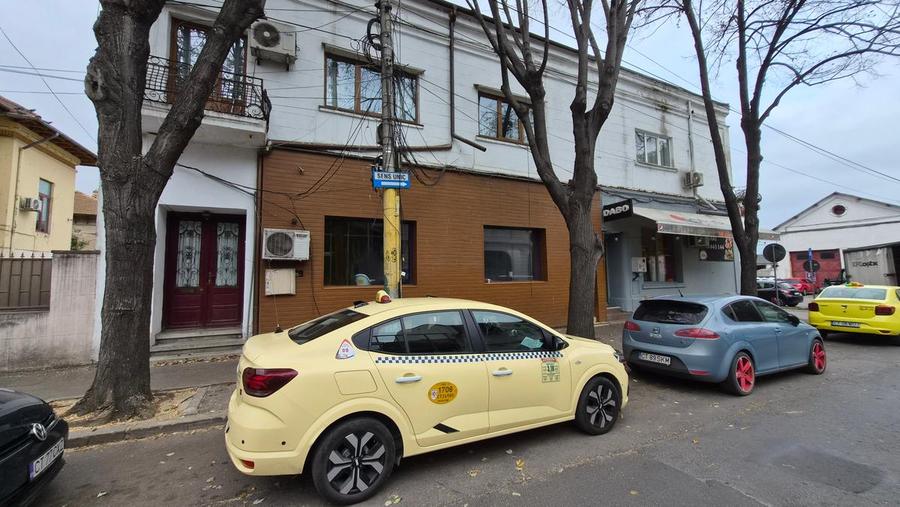 Str Decebal- ap 4 cam, parter, (su- 85 mp) potential comercial /HoReCa