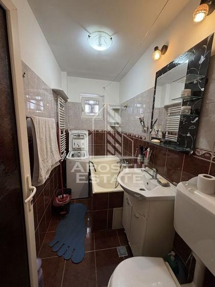 Apartament cu 3 camere de vânzare , Zona Dacia , Timisoara