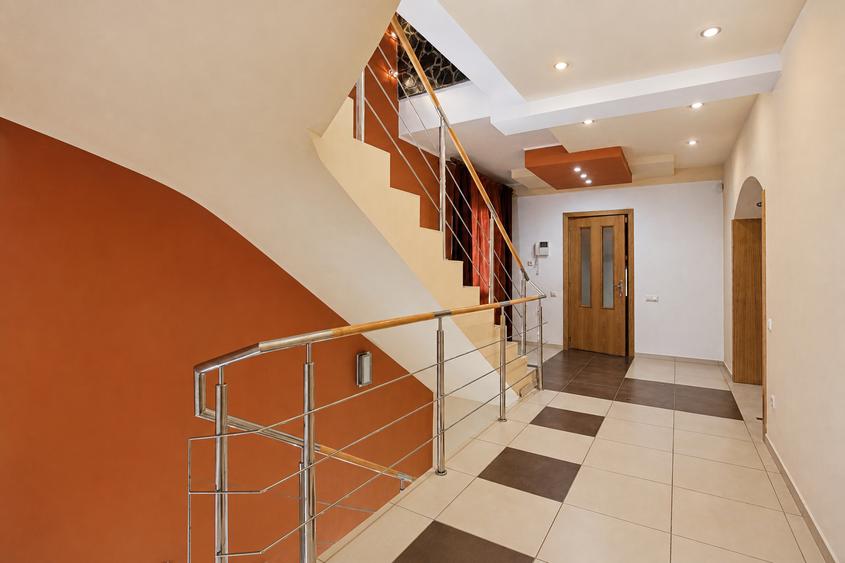 Vilă premium, Predeal, 7 camere, 6 băi, saună, 453mp teren