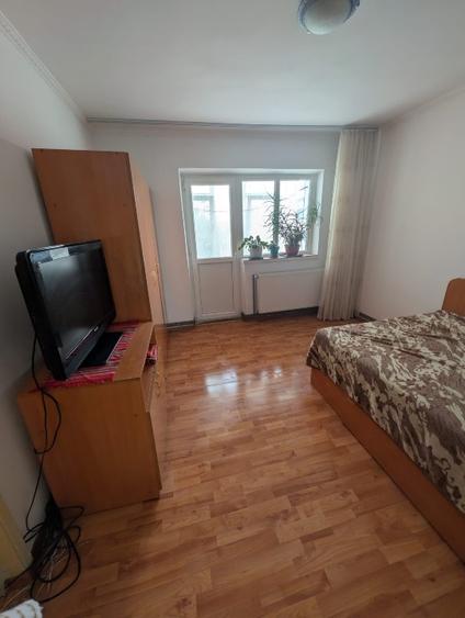 Apartament 2 camere de vanzare
