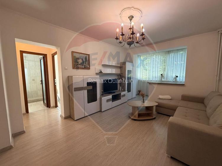 Apartament de închiriat 2 camere etaj 1 Central - 2