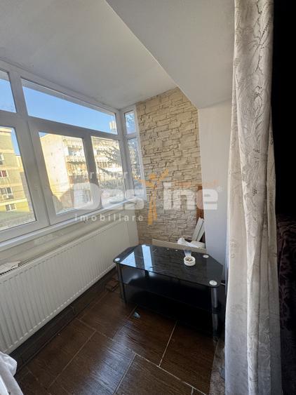 Apartament 3 camere ultracentral etaj 1 Simeria