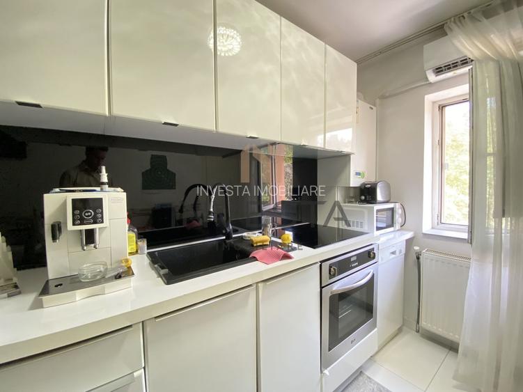 Apartament 3 camere decomandat cu balcon si parcare, zona Gruia - 5