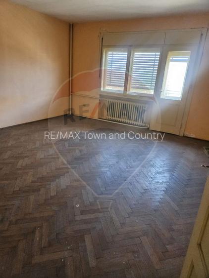 Casă / Vilă cu 6 camere de vânzare în zona Ultracentral - 25