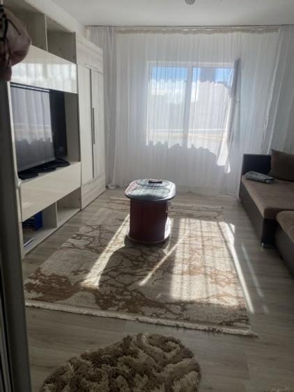Garsoniera de vanzare zona Cet