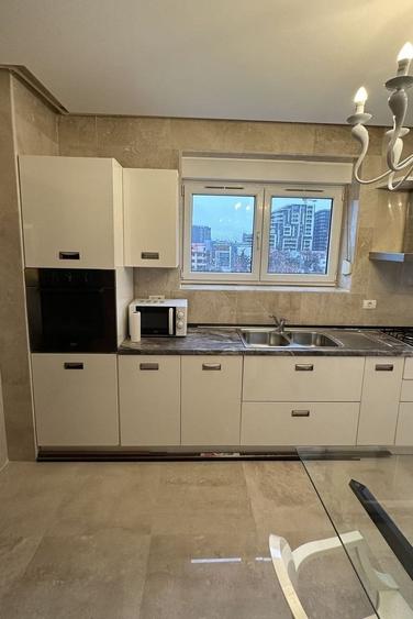 Apartament de vânzare 3 camere Lux | 121 mp | Parcare subterană | Herăstrău