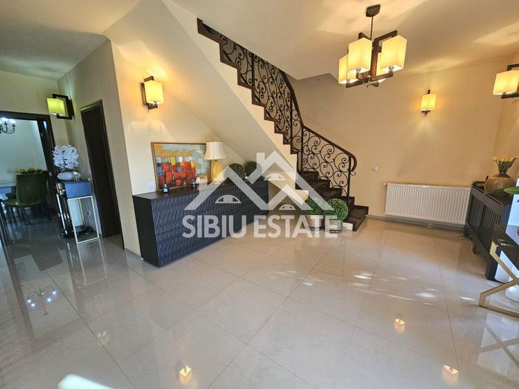 Casa individuala cu garaj in Sura Mare, SIbiu