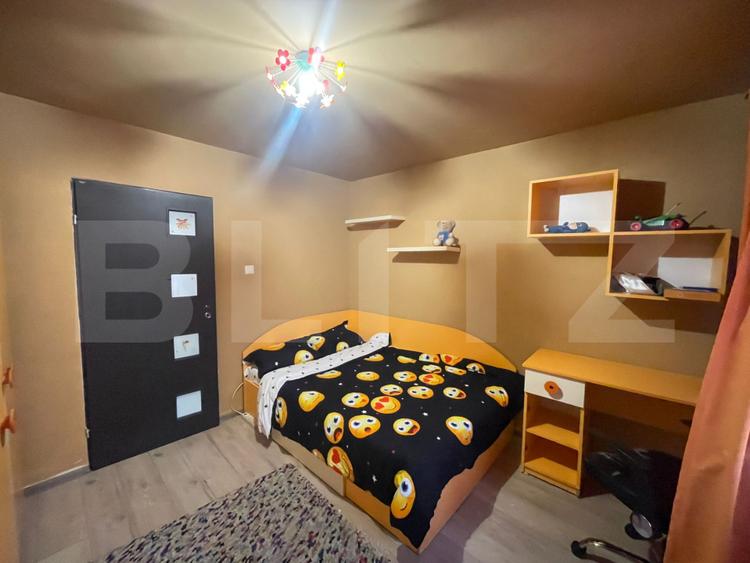Apartament 3 camere decomandat, 72 mp, zona McDonald's
