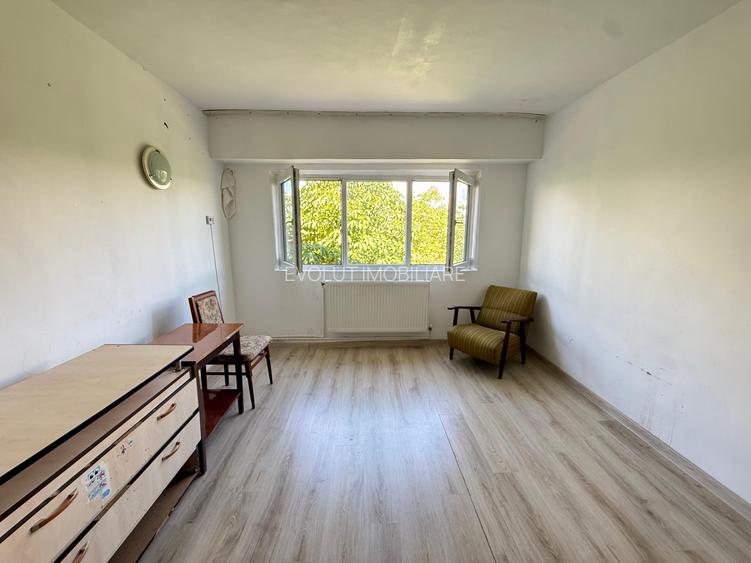 Apartament 3 camere decomandat spatios Medgidia, zona VS-uri - 3