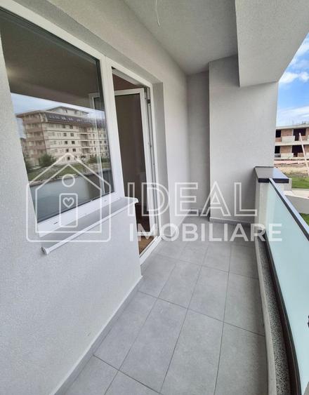 Apartament 2 camere si balcon– Calea Șurii Mici