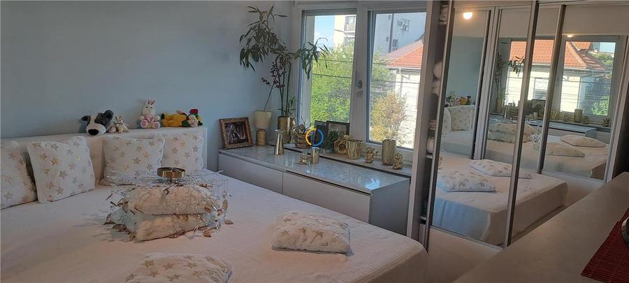Apartament doua camere etaj intermediar, zona centrala, renovat