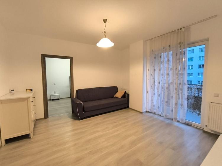 Apartament de inchiriat cu 3 camere si garaj strada Oasului 90