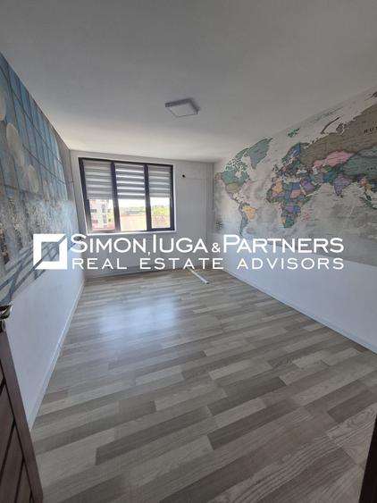 Spatiu stradal parter etaj open space si birouri
