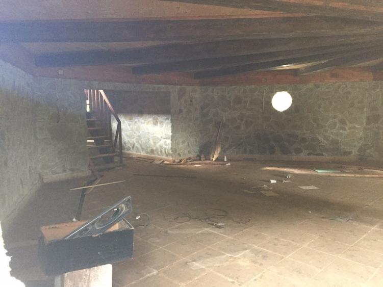 Cabana pentru investitie in Poiana Zanelor, sat Valea Mare, com. Sant
