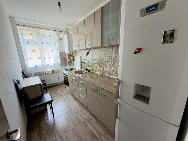 Apartament 2 camere, decomandat, cartier Craiovita Noua, zona Racheta - 5