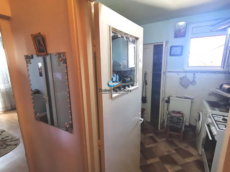 Apartament 2 camere semidecomandat, etaj 4, Adridan Darmanesti